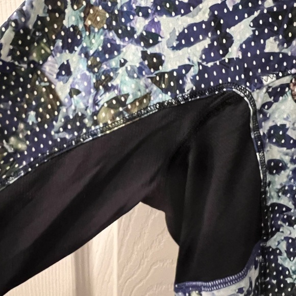 Lululemon Runbeam Hoodie - Picture 8 of 12